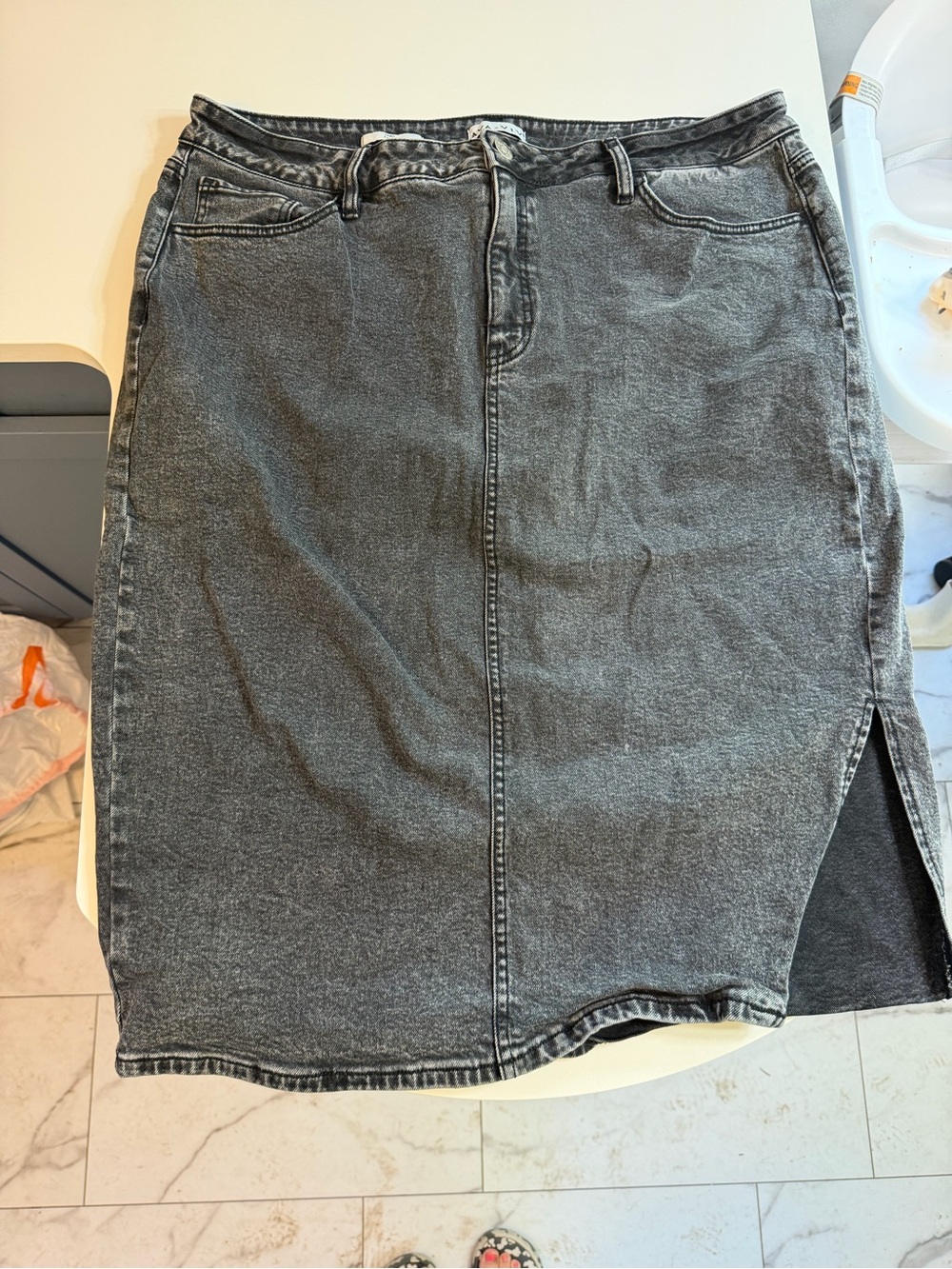 Ava & Viv Washed Black Denim Pencil Skirt